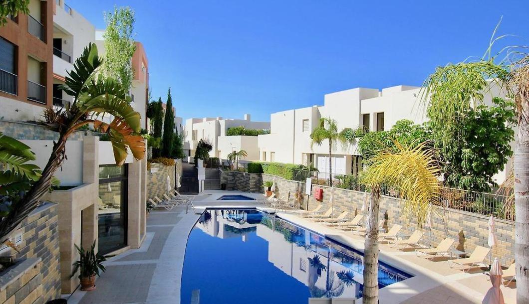 Luxury Spa Resort Marbella 2 Bedroom Sauna Gym Pools Jacuzzi Exterior foto